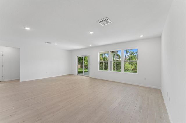 841 NW Archer Avenue, Port St. Lucie, FL 34983