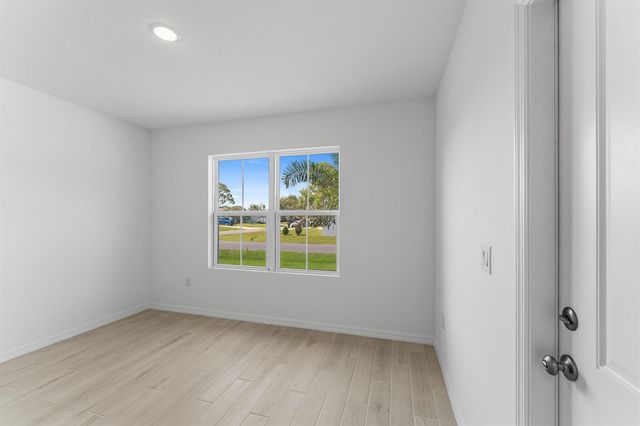841 NW Archer Avenue, Port St. Lucie, FL 34983