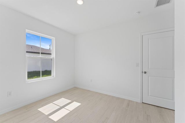 841 NW Archer Avenue, Port St. Lucie, FL 34983