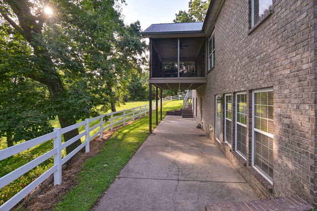 1425 Bartlett Hollow Rd, Petersburg, TN 37144