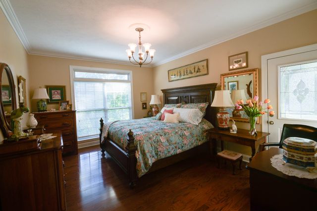 1425 Bartlett Hollow Rd, Petersburg, TN 37144