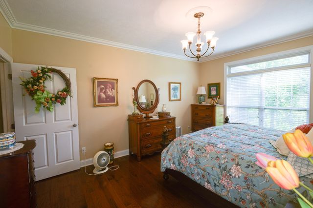 1425 Bartlett Hollow Rd, Petersburg, TN 37144