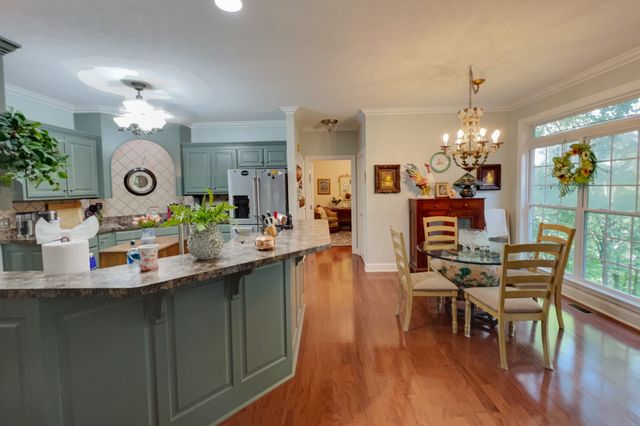 1425 Bartlett Hollow Rd, Petersburg, TN 37144