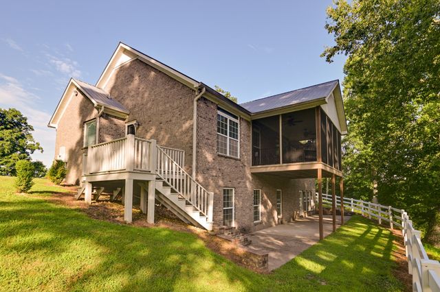 1425 Bartlett Hollow Rd, Petersburg, TN 37144