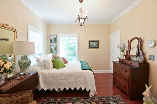 1425 Bartlett Hollow Rd, Petersburg, TN 37144