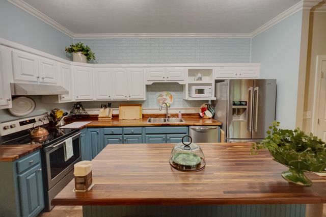 1425 Bartlett Hollow Rd, Petersburg, TN 37144