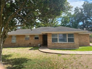 8913 Bace Drive, Houston, TX 77055