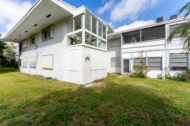 1980 Sunset Avenue 7, Lake Worth Beach, FL 33461