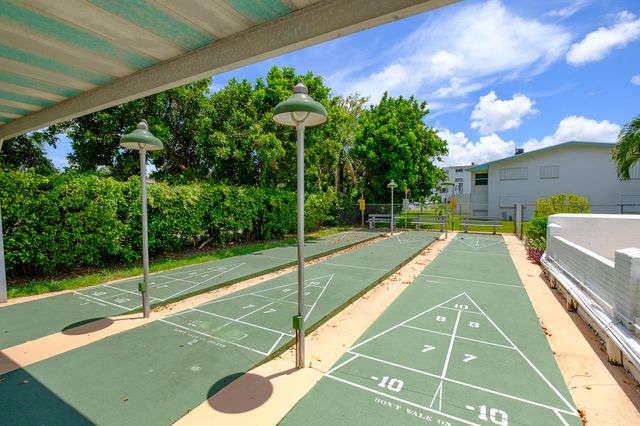 1980 Sunset Avenue 7, Lake Worth Beach, FL 33461