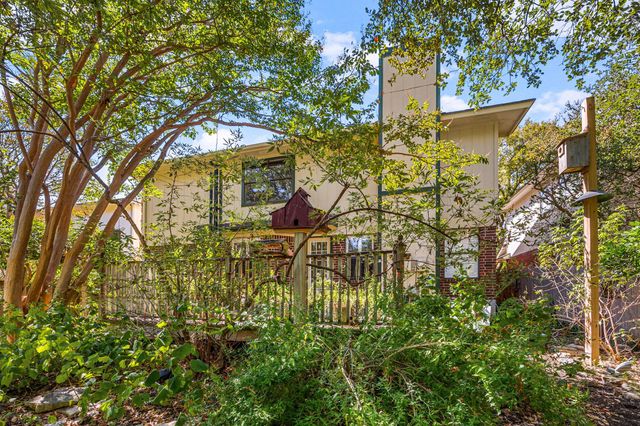 17509 Klamath Falls DR, Round Rock, TX 78681