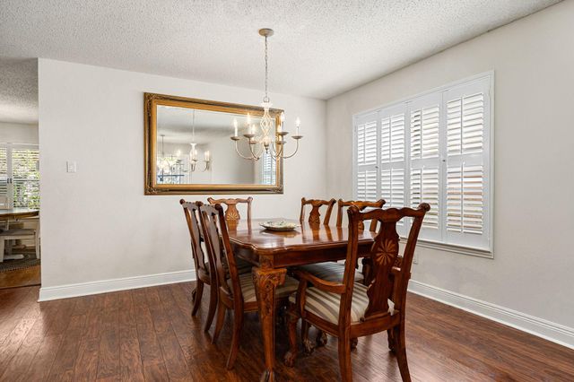 17509 Klamath Falls DR, Round Rock, TX 78681