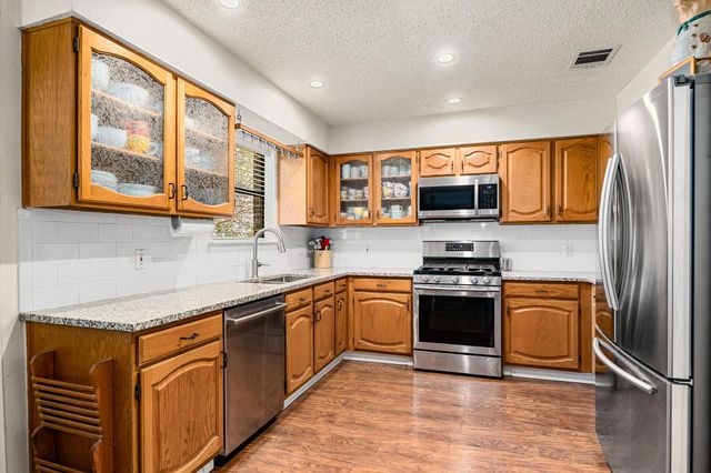 17509 Klamath Falls DR, Round Rock, TX 78681