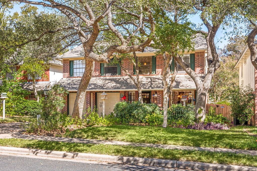 17509 Klamath Falls DR, Round Rock, TX 78681