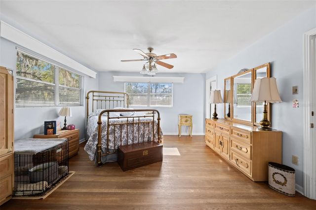 2238 NW 16TH AVENUE, Gainesville, FL 32605