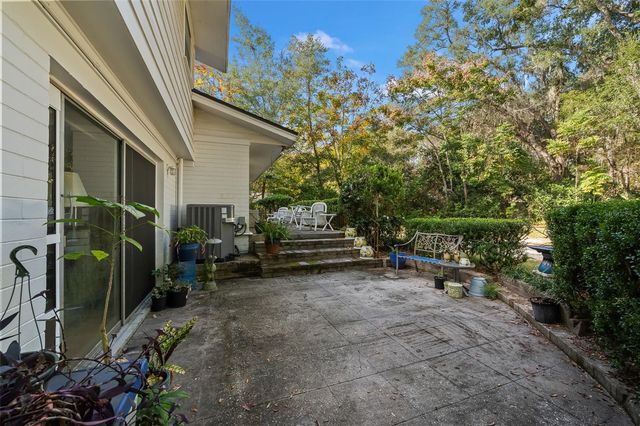 2238 NW 16TH AVENUE, Gainesville, FL 32605