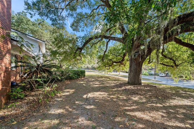 2238 NW 16TH AVENUE, Gainesville, FL 32605