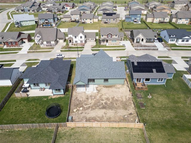 411 SW 16th Street, Ankeny, IA 50023