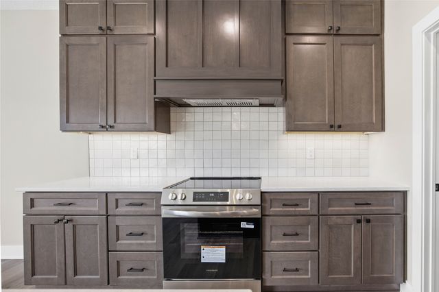 411 SW 16th Street, Ankeny, IA 50023