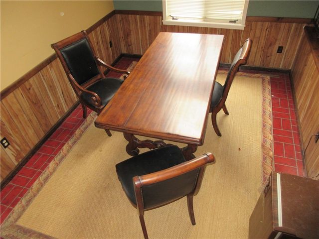 396 County Road 241, Eureka Springs, AR 72632