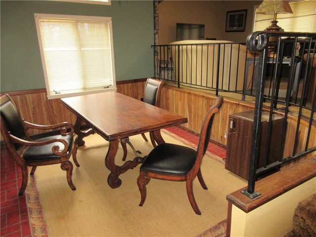 396 County Road 241, Eureka Springs, AR 72632
