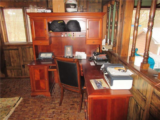 396 County Road 241, Eureka Springs, AR 72632