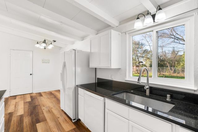 7563 Chula Vista Dr, Citrus Heights, CA 95610