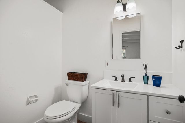 7563 Chula Vista Dr, Citrus Heights, CA 95610