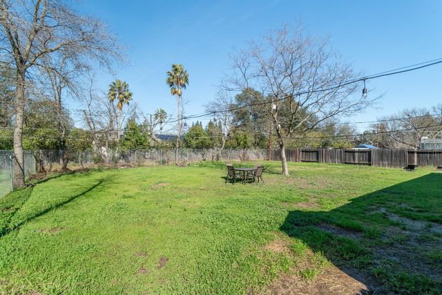 7563 Chula Vista Dr, Citrus Heights, CA 95610