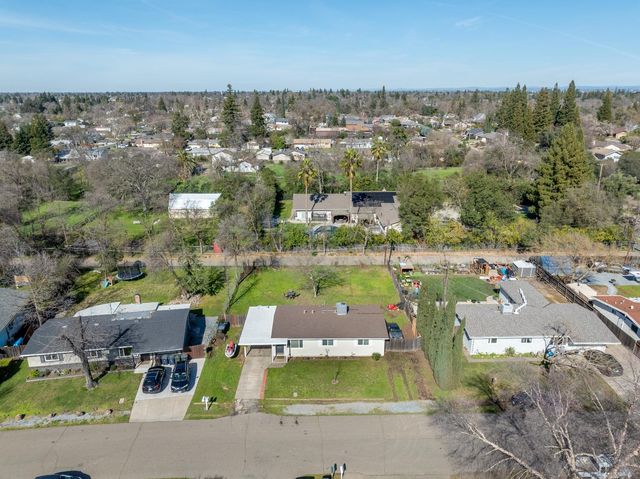 7563 Chula Vista Dr, Citrus Heights, CA 95610