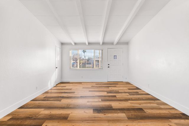 7563 Chula Vista Dr, Citrus Heights, CA 95610