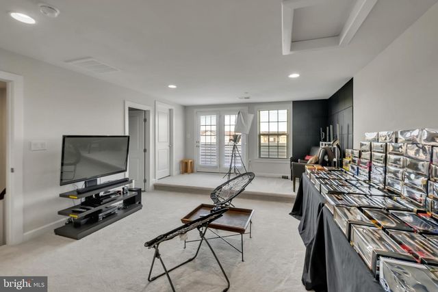 2918 MIDDLEHAM CT, Hanover, MD 21076