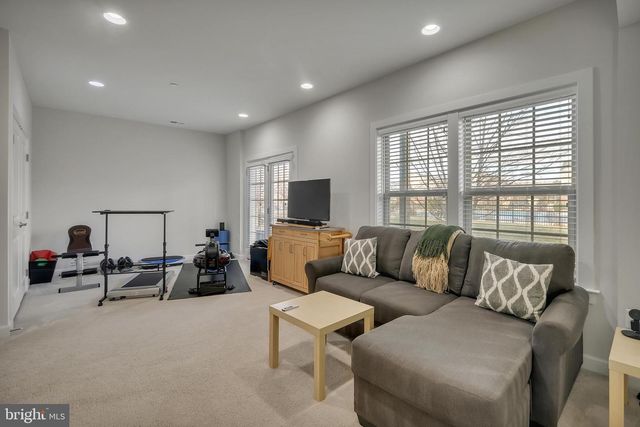 2918 MIDDLEHAM CT, Hanover, MD 21076