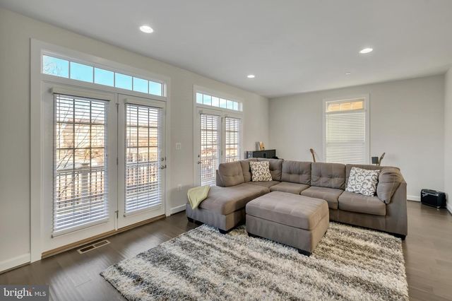 2918 MIDDLEHAM CT, Hanover, MD 21076