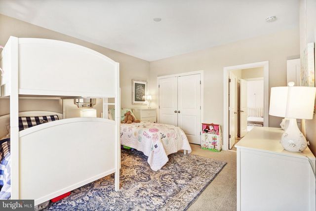 8028 WELLINGTON RD, Alexandria, VA 22308