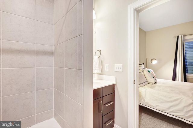 8028 WELLINGTON RD, Alexandria, VA 22308