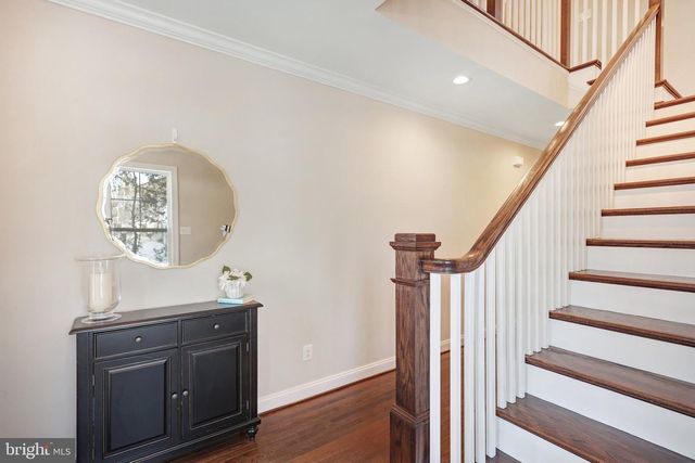 8028 WELLINGTON RD, Alexandria, VA 22308