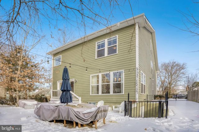 8028 WELLINGTON RD, Alexandria, VA 22308