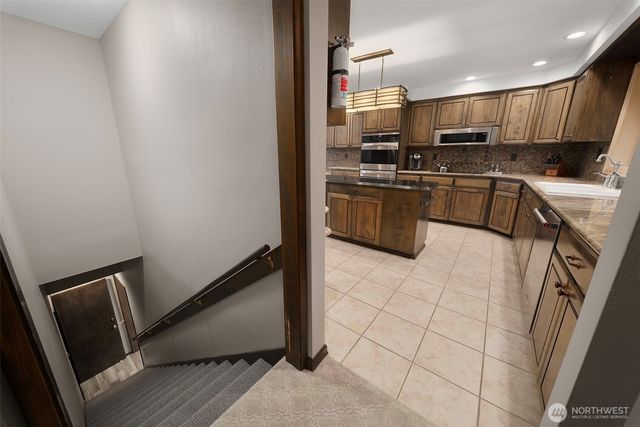 3321 Cooks Hill Rd, Centralia, WA 98531