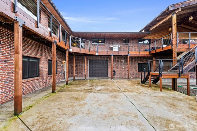 3321 Cooks Hill Rd, Centralia, WA 98531