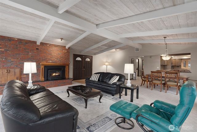 3321 Cooks Hill Rd, Centralia, WA 98531