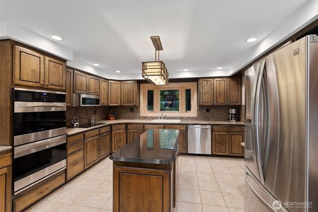 3321 Cooks Hill Rd, Centralia, WA 98531