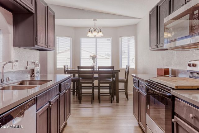 10202 N 87TH Avenue, Peoria, AZ 85345