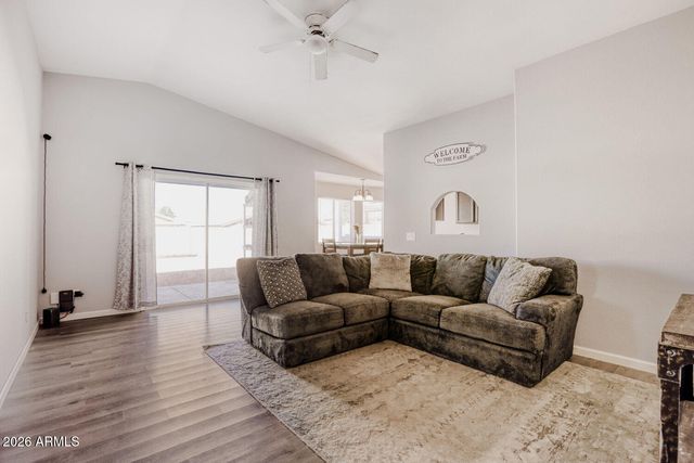 10202 N 87TH Avenue, Peoria, AZ 85345