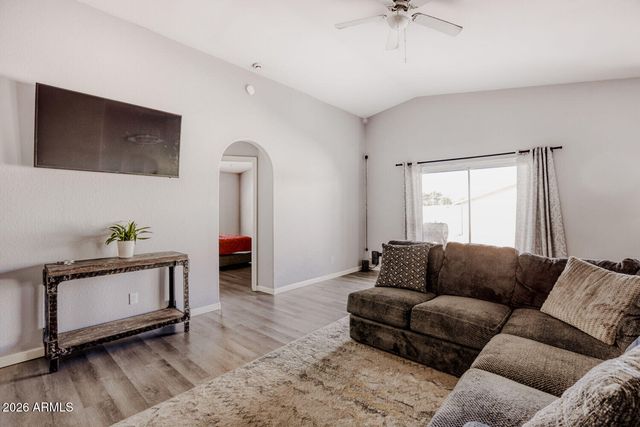 10202 N 87TH Avenue, Peoria, AZ 85345