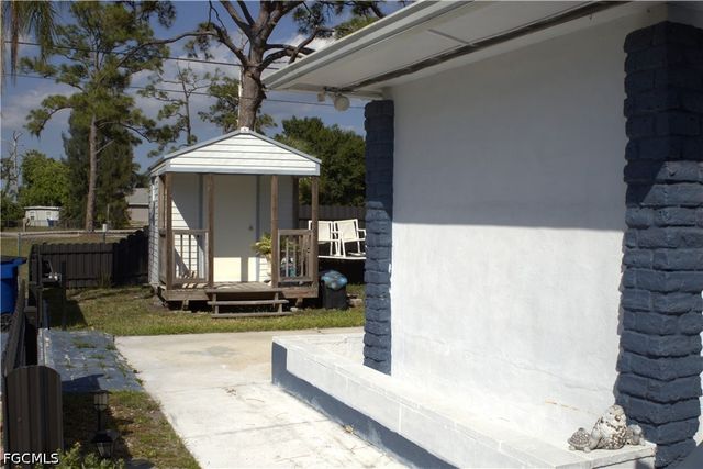 1338 Old Bridge RD, North Fort Myers, FL 33917