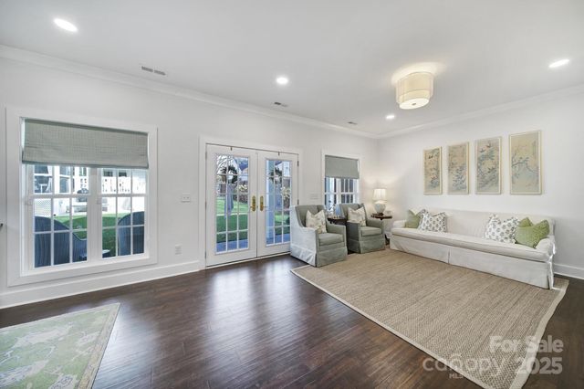 2336 Bay Street, Charlotte, NC 28205