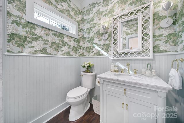 2336 Bay Street, Charlotte, NC 28205