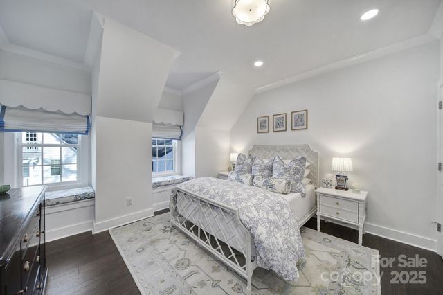 2336 Bay Street, Charlotte, NC 28205