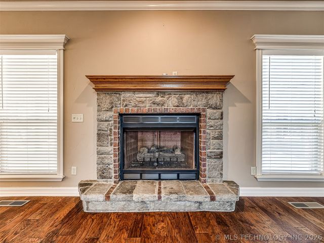 1204 W Fargo Lane, Broken Arrow, OK 74012