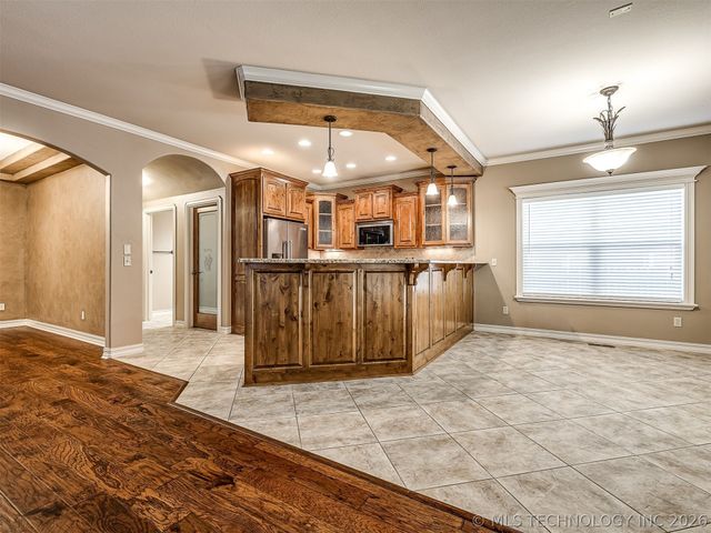 1204 W Fargo Lane, Broken Arrow, OK 74012